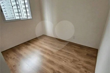Apartamento com 38m², 2 dormitórios, à venda no Parque Bristol.