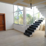Casa nova na Serra da Cantareira com 3 suítes