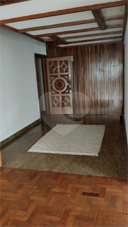 Apartamento à venda no bairro Bela Vista.