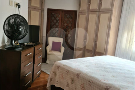Casa com 3 dorm, 2 suítes, área gourmet, 4 vagas na Mooca