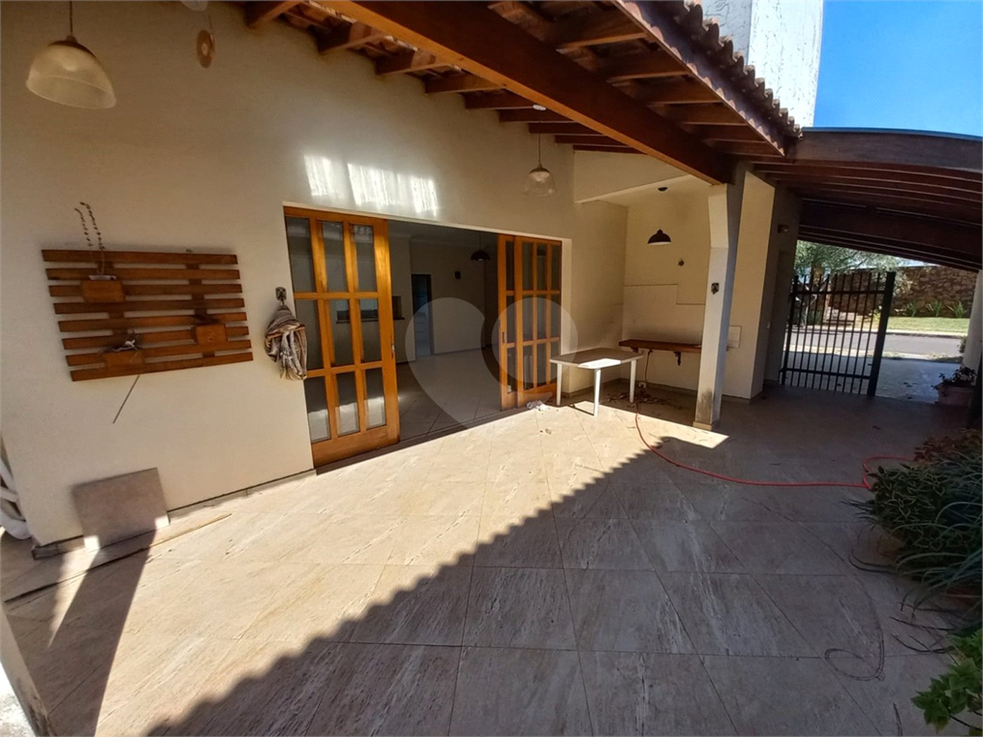 Casa Térrea no Condomínio Damha I,