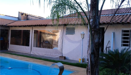 Casa à venda com 3 quartos, sendo 1 suíte, em Parque Santa Felícia Jardim, São Carlos, SP