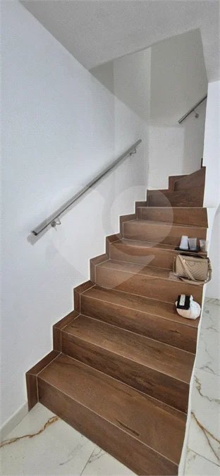 Sobrado à venda com 2 quartos em Santo Amaro, São Paulo, SP