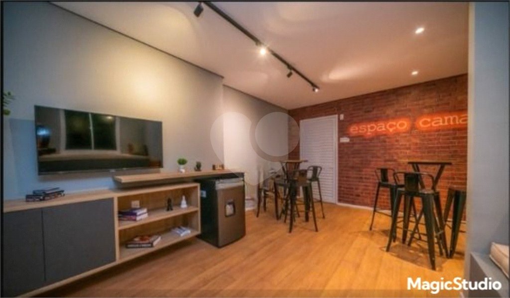 Apartamento com 46m² , 2 dormitórios , à venda na Moóca.
