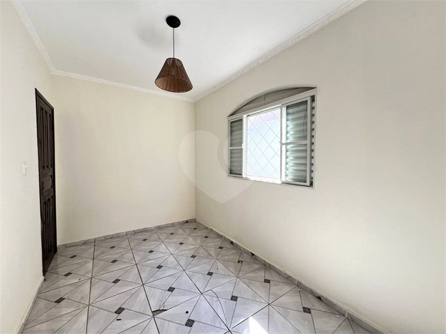 Casa à Venda no Santa Felicia, São Carlos | 2 Dormitórios | Pronta para Morar com Total Conforto