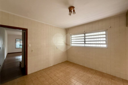 Sobrado à venda com 3 quartos, sendo 1 suíte, em Campo Belo, São Paulo, SP