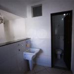 Casa com 4 Dormitórios e área de lazer com piscina