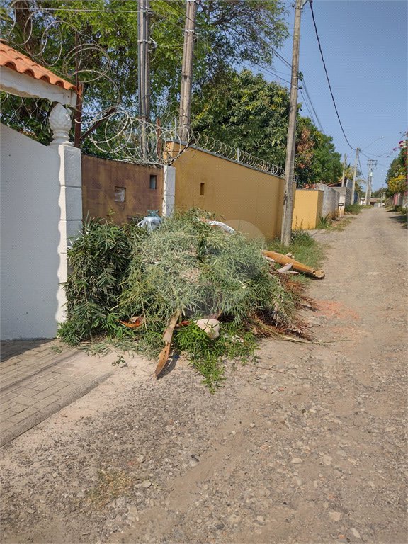 Indaiatuba- Recreio Internacional Viracopos - Terreno com 1000 ms - construido 200 ms - Sobrado com 3 dorms, 1 suite, Ar condicionado nos quartos e sala, cozinha com armários, cooktop, ampla varanda - Quiosque com churrasqueira e piscina , playground, garagem, deposito - R$ 1.500.000,00 - não ace