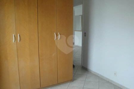 Apartamento à venda com 2 quartos, sendo 1 suíte, em Vila Hamburguesa, São Paulo, SP