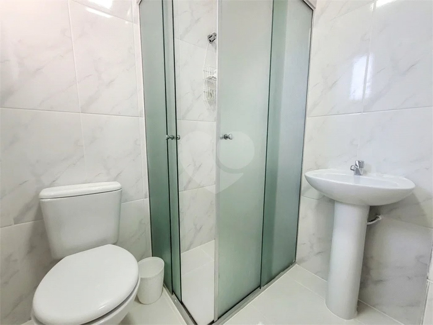 Apartamento à venda com 5 quartos, sendo 3 suítes,  em Riviera de São Lourenço, Bertioga, SP