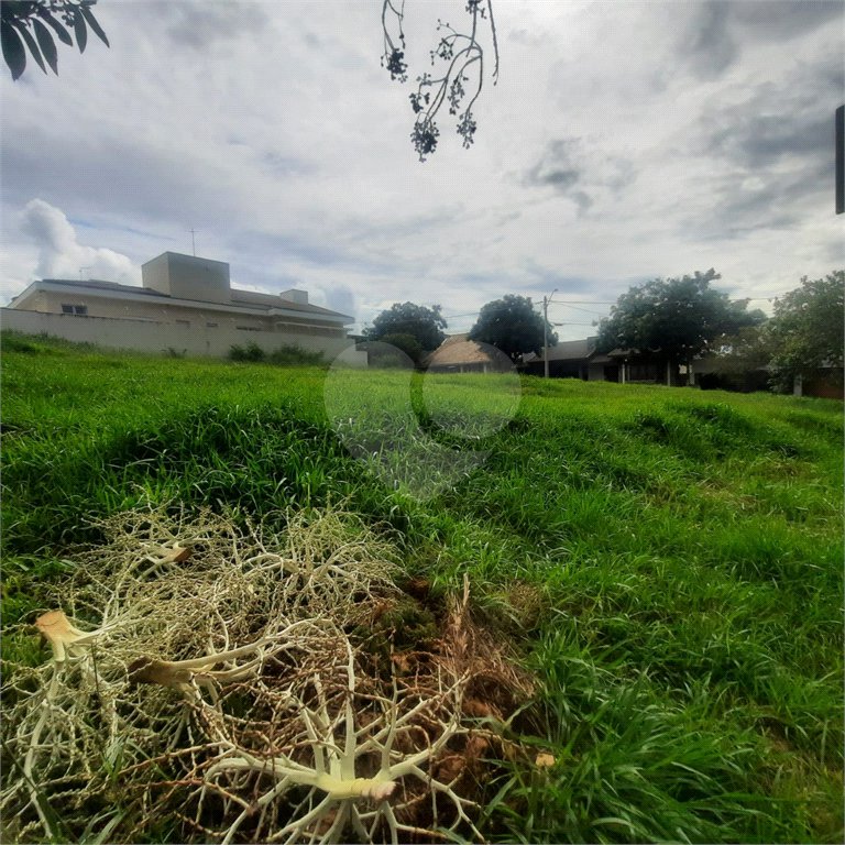 Lote a venda no condominio Villaggio Capriccio