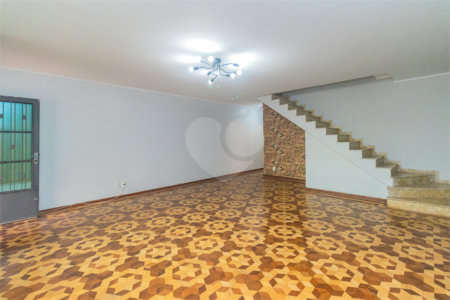 Sobrado à venda com 3 quartos, sendo 1 suíte, em Vila Mascote, São Paulo, SP