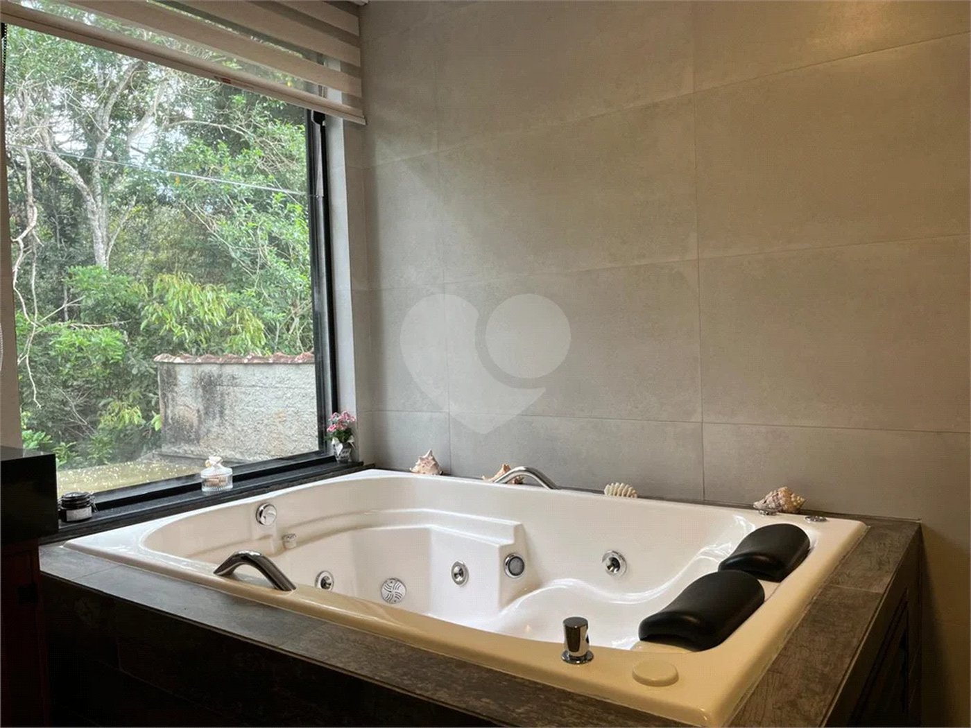 Casa à venda com 4 suítes em Boracéia, São Sebastião, SP