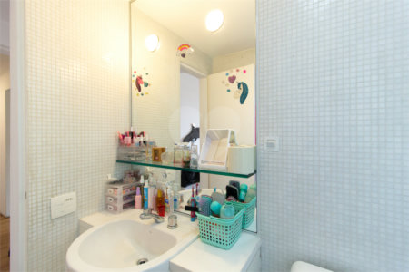 Apartamento a venda no Campo Belo, 192 M², 3 suites, 3 vagas, lazer e próximo ao metrô