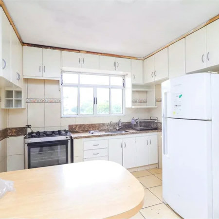 Casa com 100m², 3 dormitórios, 2 vagas, à venda em Itaquera