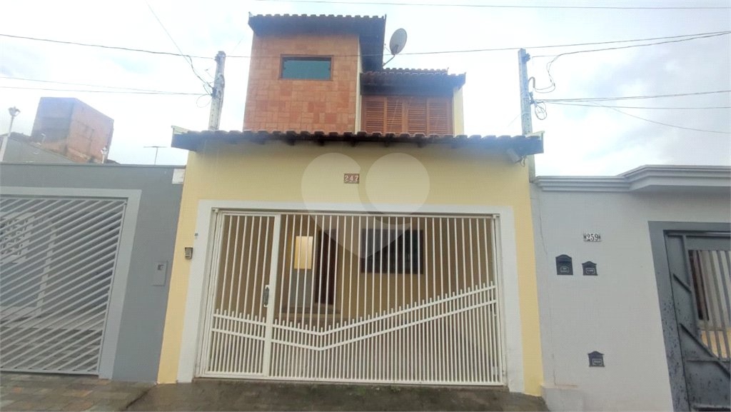 Casa à Venda em São Carlos, no bairro Portal do Sol