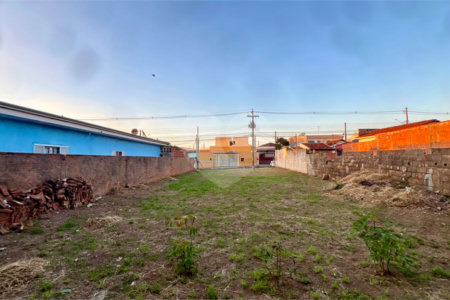 Terreno a venda na vila Brasília