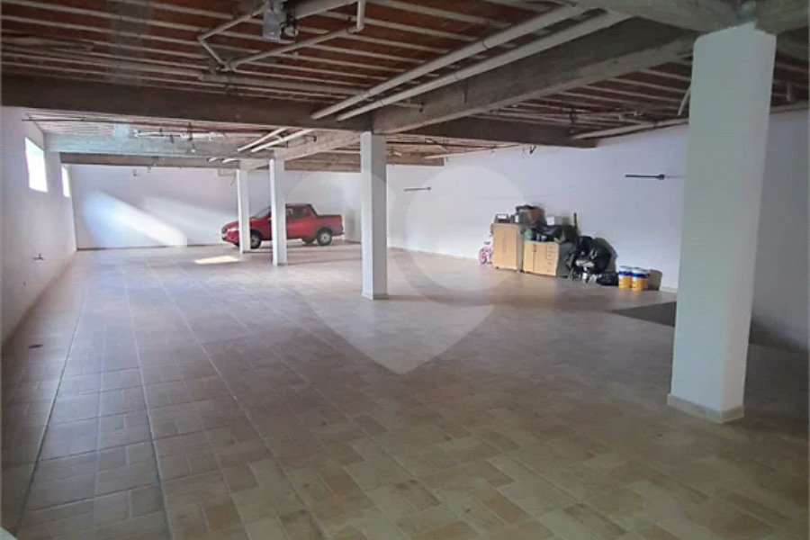Casa térrea em Pirituba com 30 vagas!!!