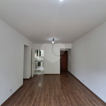 Apartamento a venda na Vila Clementino com dois dormitórios