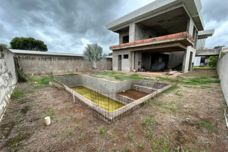 Casa à Venda de 3 dormitórios no condomínio damha II em São Carlos,