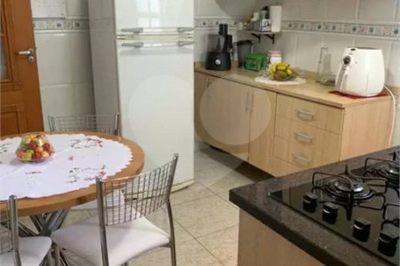 Apartamento em Atibaia com 2 dormitórios (1 suíte), 1 vaga de garagem, elevador, área de lazer com piscina