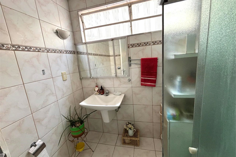 Casa à venda com 3 quartos no condomínio Santa Terezinha, São Paulo - SP