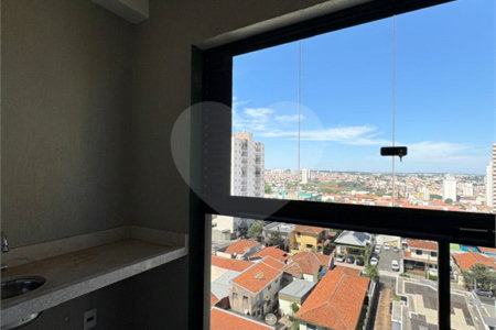 Apartamento no IRINEU MASSARI á venda