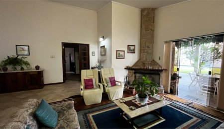 Casa à venda com 3 quartos, sendo 1 suíte,  em Jardim Dos Estados, Poços de Caldas, MG