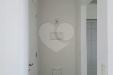 Apartamento à venda no Bom Retiro com 2 dormitórios
