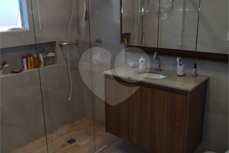 Excelente Sobrado na Cidade Lider - Casa - vendo