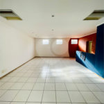 Linda casa com 600 m² e 6 vagas de garagem à venda próximo ao metrô Ana Rosa!!