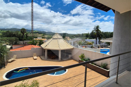 Sobrado à venda ou para alugar com 3 suítes em Villaggio Capríccio, Louveira, SP