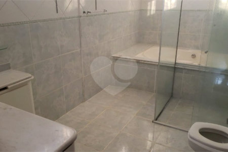 Casa com 4 Quartos para alugar - Residencial Samambaia