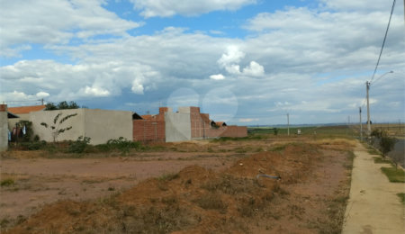 Terreno à venda no condomínio Loteamento Jequitíba I, Ibaté - SP