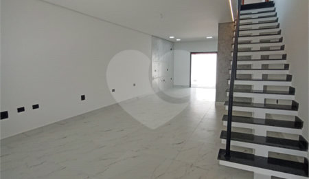 Casa à venda com 3 quartos, sendo 1 suíte,  em Parque das Nações, Santo André, SP