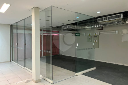VENDA - Imóvel Comercial na Região Central de Indaiatuba com 741,63 m2 de construção, 1440,00 m2