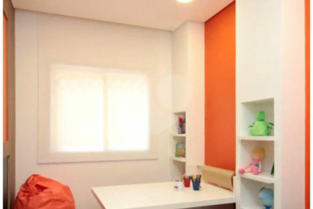 Apartamento à venda na Frei Caneca, 28 m², 1 quarto