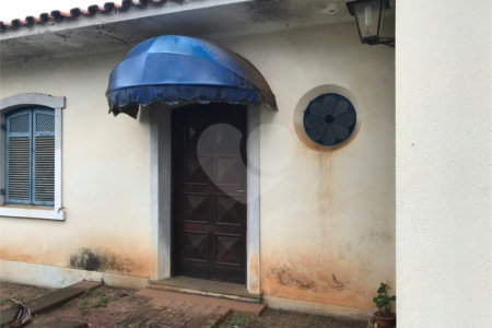 CASA À VENDA COLOCADA COM A SANTA CASA
