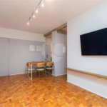 Excelente oportunidade para reformar e ficar com o apartamento dos seus sonhos!