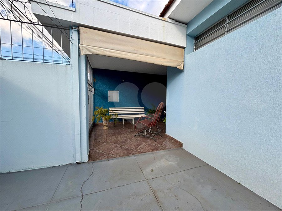 Casa 2 dormitórios Antônio Blanco