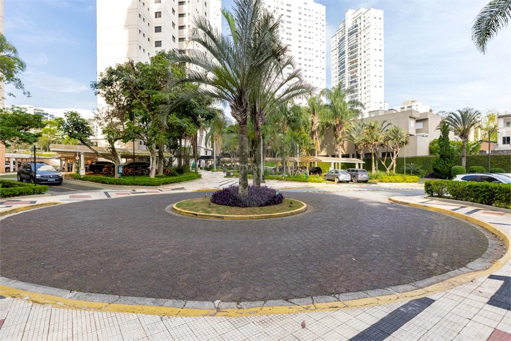 Apartamento à venda com 3 suítes em Alto da Boa Vista, São Paulo, SP