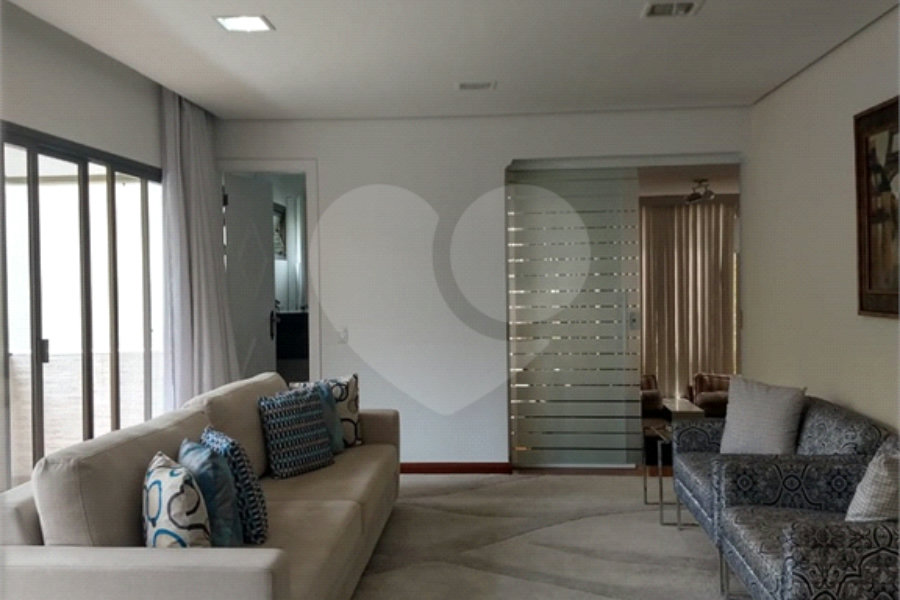 Impecável apartamento no alto de Santana