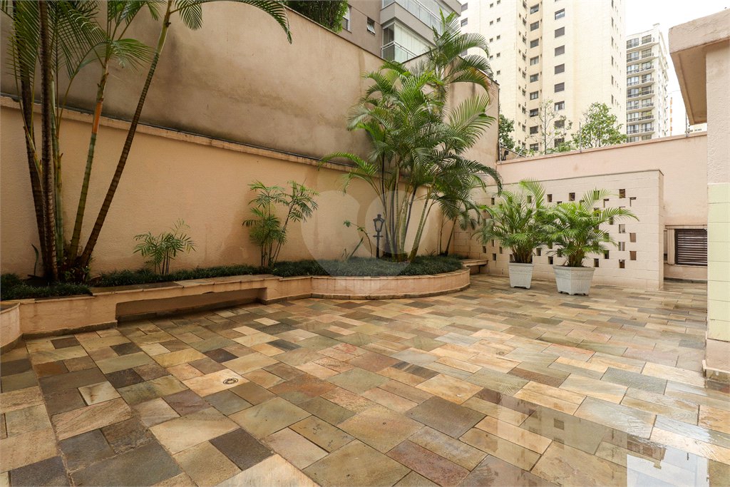 Apartamento à venda com 4 quartos, sendo 3 suítes, em Campo Belo, São Paulo, SP