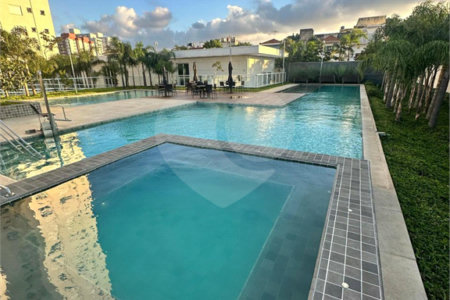 Apartamento à venda no bairro Vila Regente Feijó com 165 m² de área útil construída, com 3 dormitórios, sendo 3 suítes,Mobiliado com 3 Suítes 3 Vagas no Araribá Home Resort