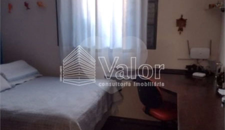 Casa à venda com 3 quartos, sendo 1 suíte,  em Jardim Pacaembu, São Carlos, SP
