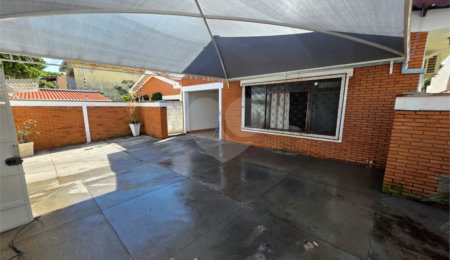 Casa à venda com 5 quartos, sendo 1 suíte,  no Centro, Ibaté, SP