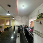 Casa ampla no bairro Terra Rica com 3 pavimentos e excelente estrutura.