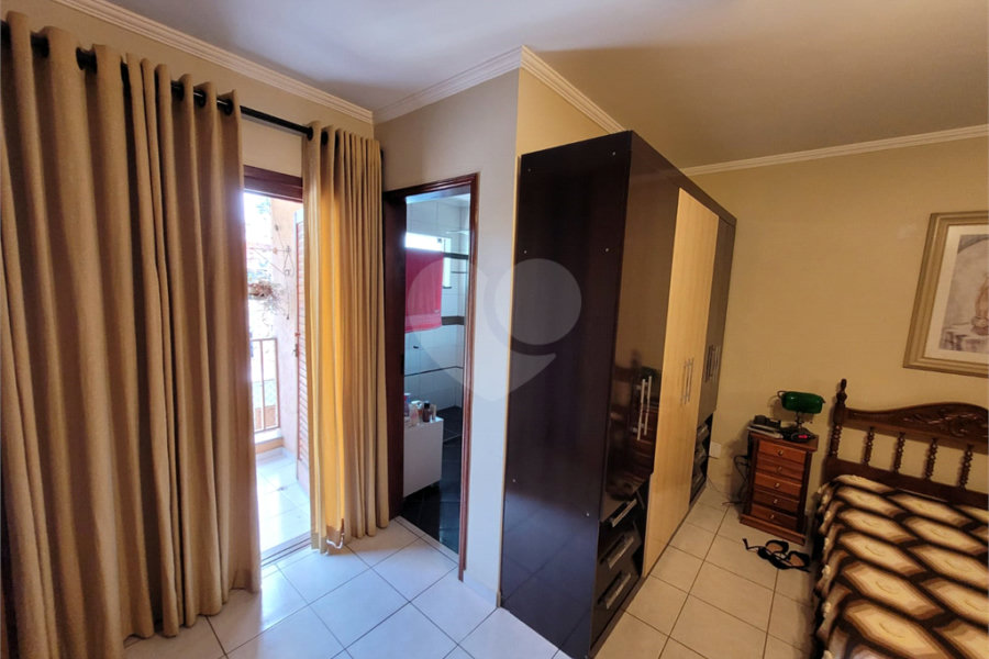 Sobrado Super Espaçoso com 3 Dormitórios e 1 Suíte na Chácara Inglesa: Seu Refúgio de Tranquilidade!