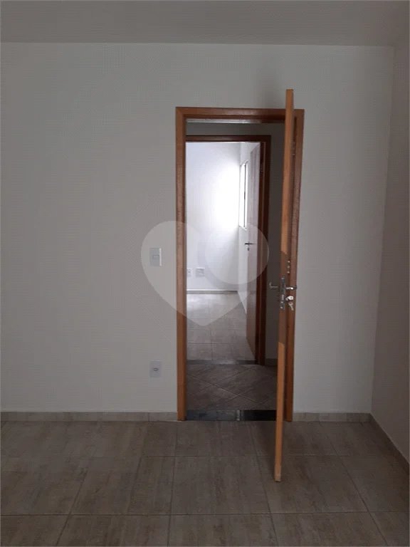 Casa em condomínio com 55m² , 2 dormitórios , sendo 2 suítes , 2 vagas , à venda na Penha.