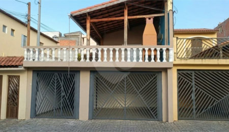 Casa à venda com 3 quartos em Vila Galvão, Guarulhos, SP